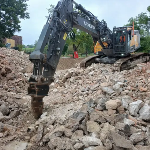 Chantier démolition Lycée Agricole Roanne Chervé
