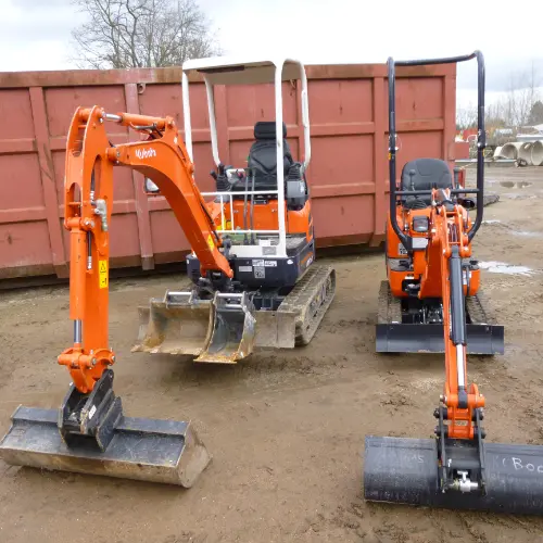 Kubota K008 3 et U17